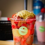 Dubai chocolade cup met aardbeien Dubai chocolade cup met aardbeien